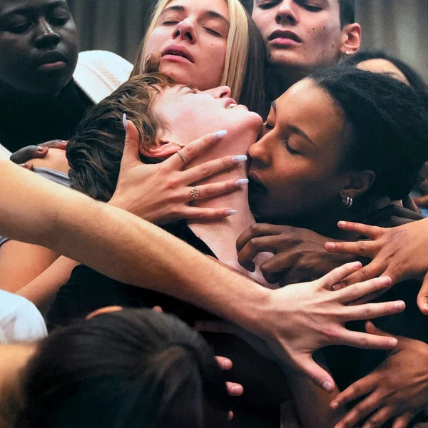 R-15501464-1593088109-5135