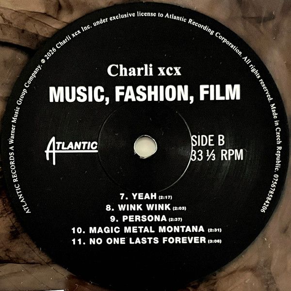 Виниловая пластинка CHARLI XCX MUSIC, FASHION, FILM INDIE EXCLUSIVE YORKSHIRE SMOKE VINYL EDITION